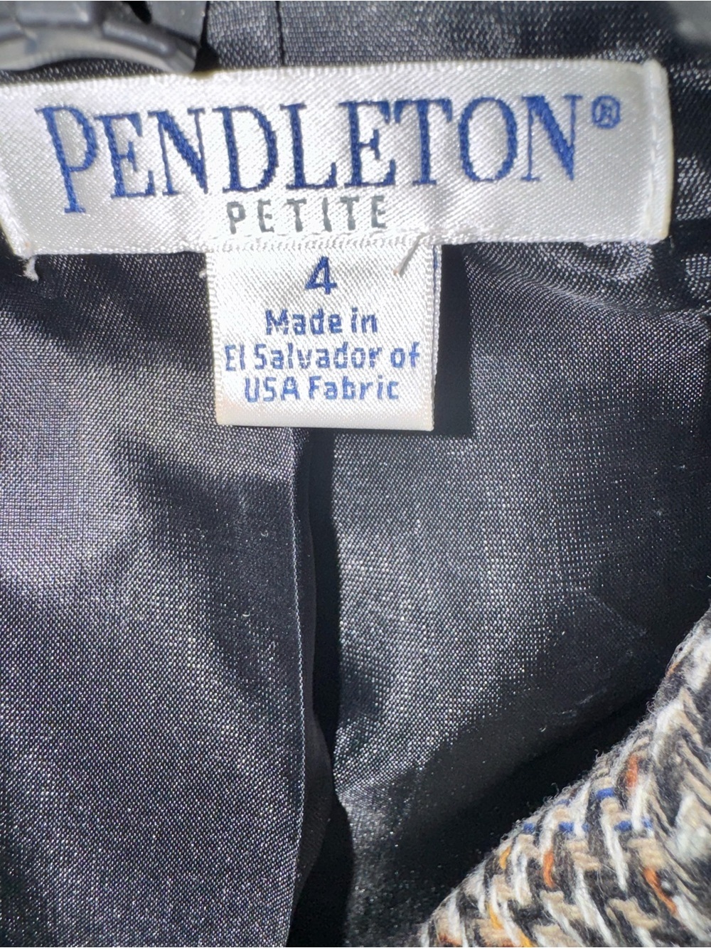 Pendleton Petite 4 Wool Plaid Cropped Blazer Jacket Made In USA Brown Black - Picture 3 of 4